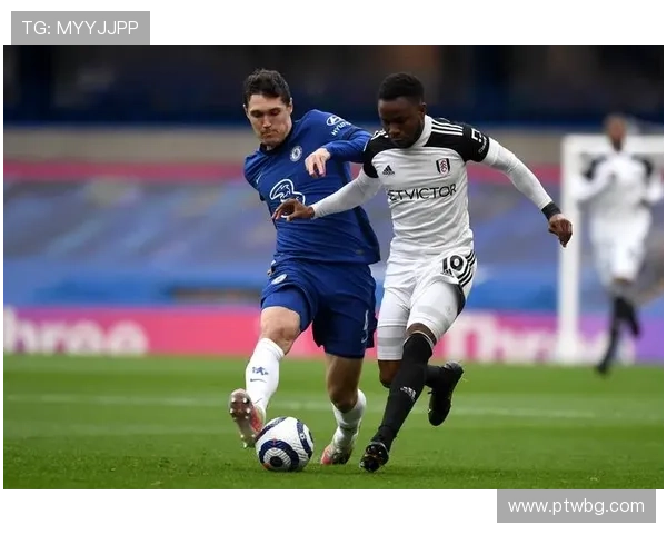 伯恩利足球俱乐部百年传承与英超征战新篇章历史文化青训发展愿景